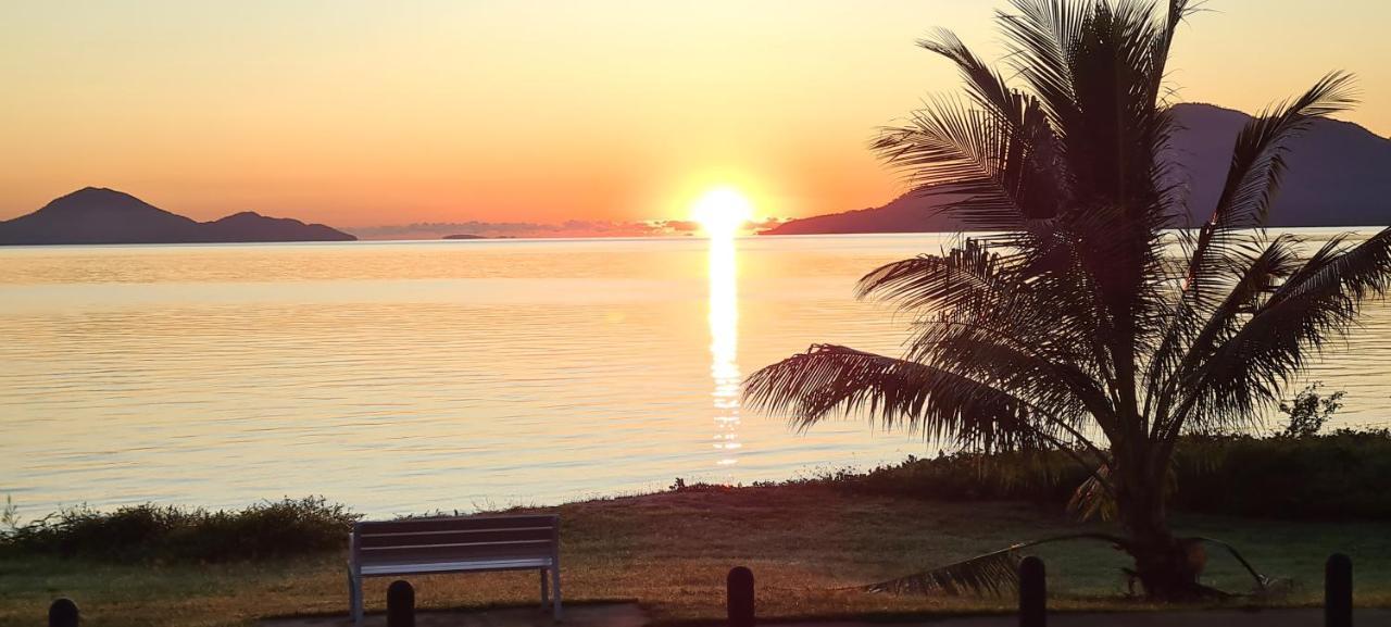 Cardwell Beachfront Motel المظهر الخارجي الصورة