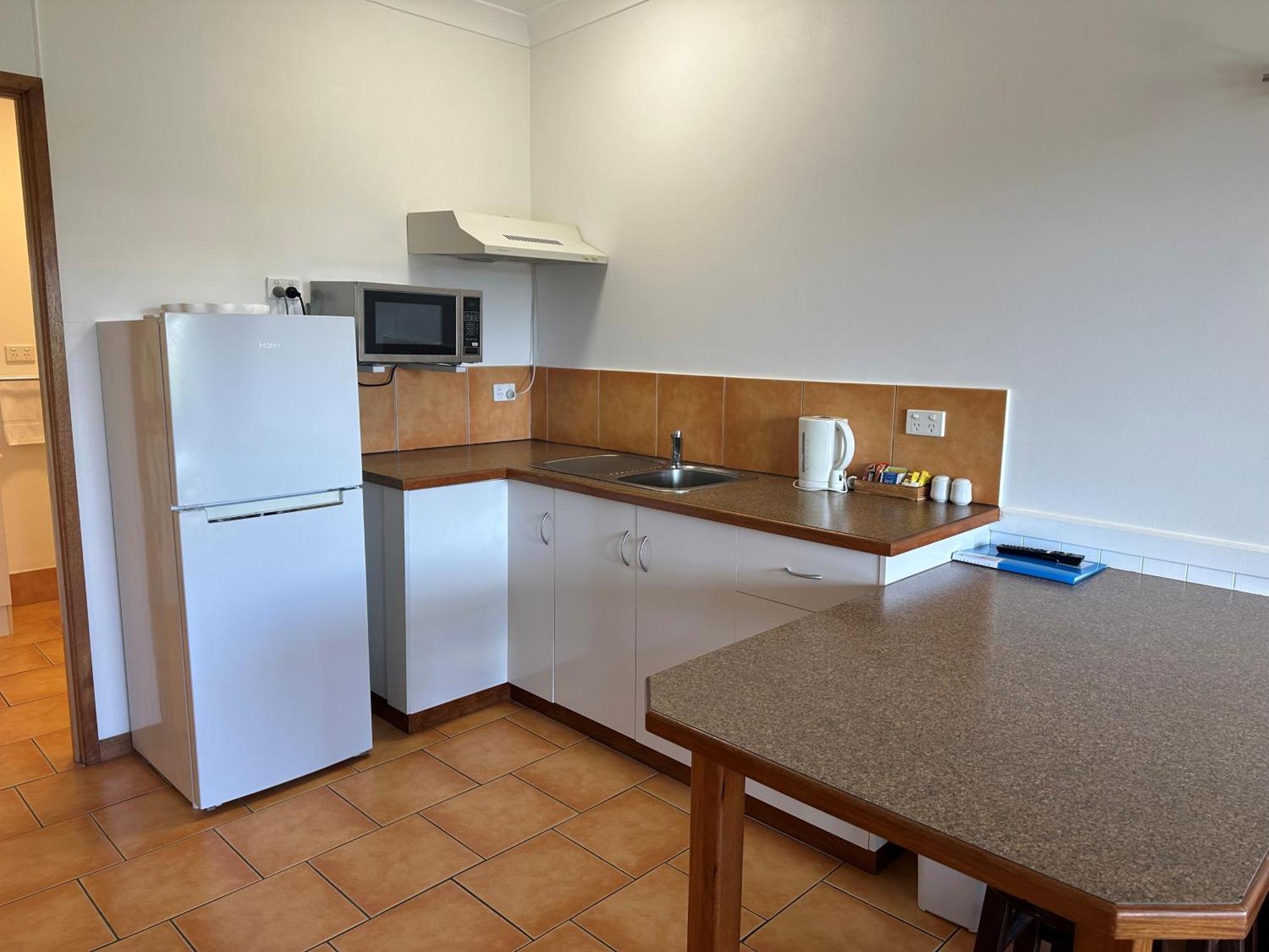 Cardwell Beachfront Motel المظهر الخارجي الصورة